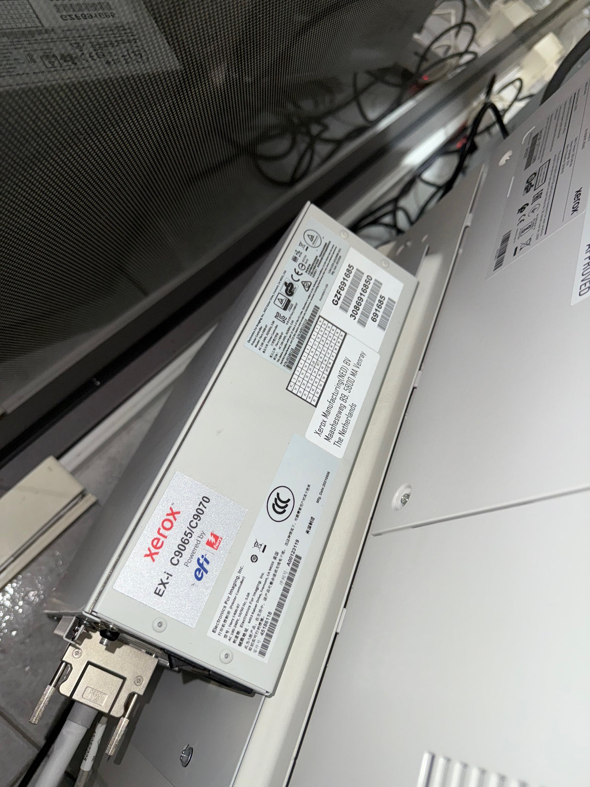 Stampante da Produzione - Xerox® PrimeLink™ C9065 + Cassettone OHCF + Finisher Booklet