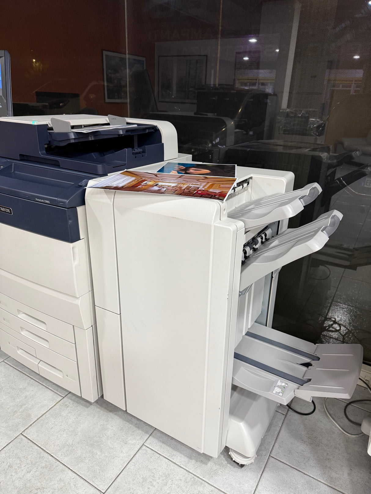 Stampante da Produzione - Xerox® PrimeLink™ C9065 + Cassettone OHCF + Finisher Booklet